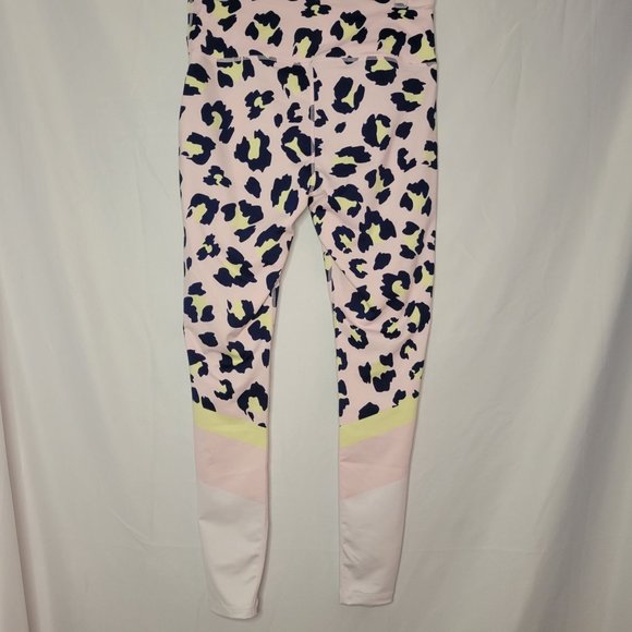 Cabana White Animal Purple print Active Leggins Women's Size Medium - Picture 4 of 10
